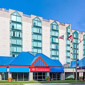 *** Hotel Ramada By Wyndham Falls/fallsview Canadá